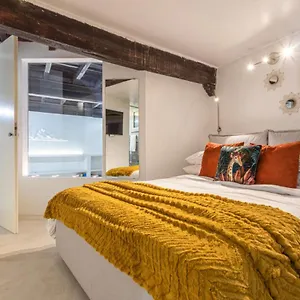  Apartment Lucrezia - Close To Piazza Navona