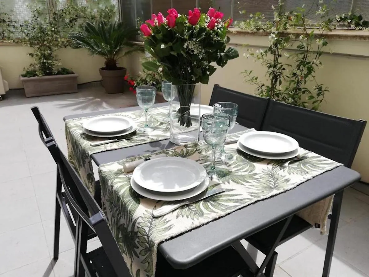 Casa Donatello Con Terrazzo Apartment Rome