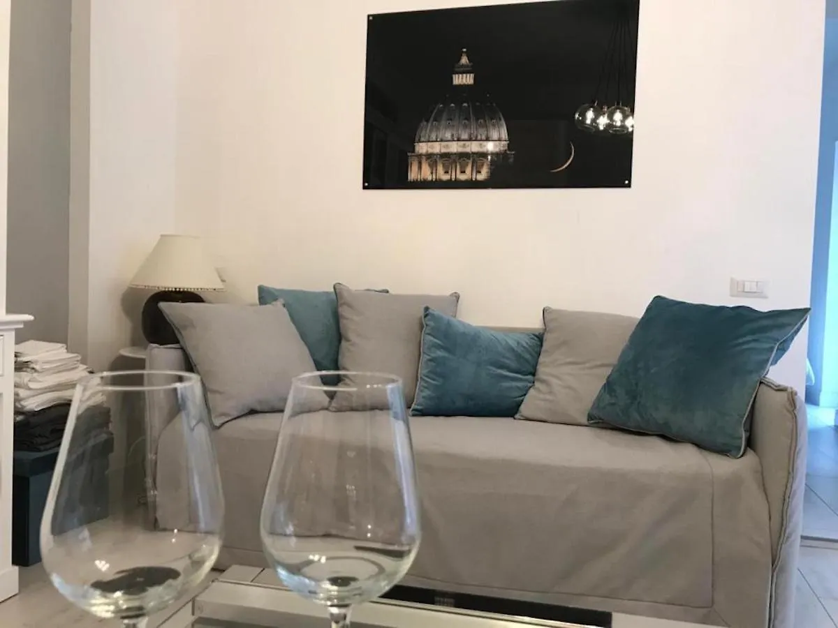 Casa Donatello Con Terrazzo Apartment Rome